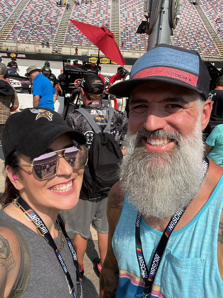 Hanging out in the infield at Bristol Motor Speedway with <a href="/FroggerGrrrl/">Tammy Barrett</a> on our Anniversary. Watching <a href="/JRMotorsports/">JR Motorsports</a> cars finish practice and get ready for qualifying. First race Having so much fun. <a href="/DaleJr/">Dale Earnhardt Jr.</a> #ItsBristolBaby