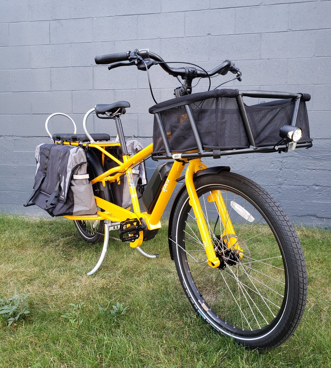 BikeBikeYYC's tweet photo. One of the very first cargo bikes we brought into our #EverydayAdventure emporium almost 13 years ago was the Yuba Mundo. Many are still rolling today.
We've evolved. So has Yuba...and this all new Mundo EP8 Cargo does everything a minivan can. #OneLessMinivan @YubaBicycles https://t.co/P6N7k9XBAJ