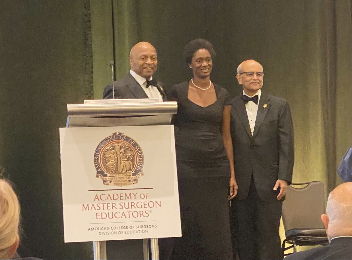 christina bailey tweet media