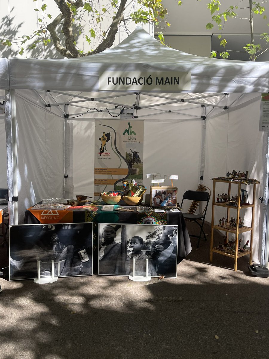 fundaciomain's tweet photo. Avui participem a les mostra d’Entitats del Mescla’t.
Vine conèixer el projecte de cooperació internacional #Tsemba.
Us hi esperem!!!
🗓 Dissabte 1 d'octubre
⏰ Fins 21 h
📍 Rambla
#Cooperació
#Mesclat
#Entitats https://t.co/jMjOnnB0pg