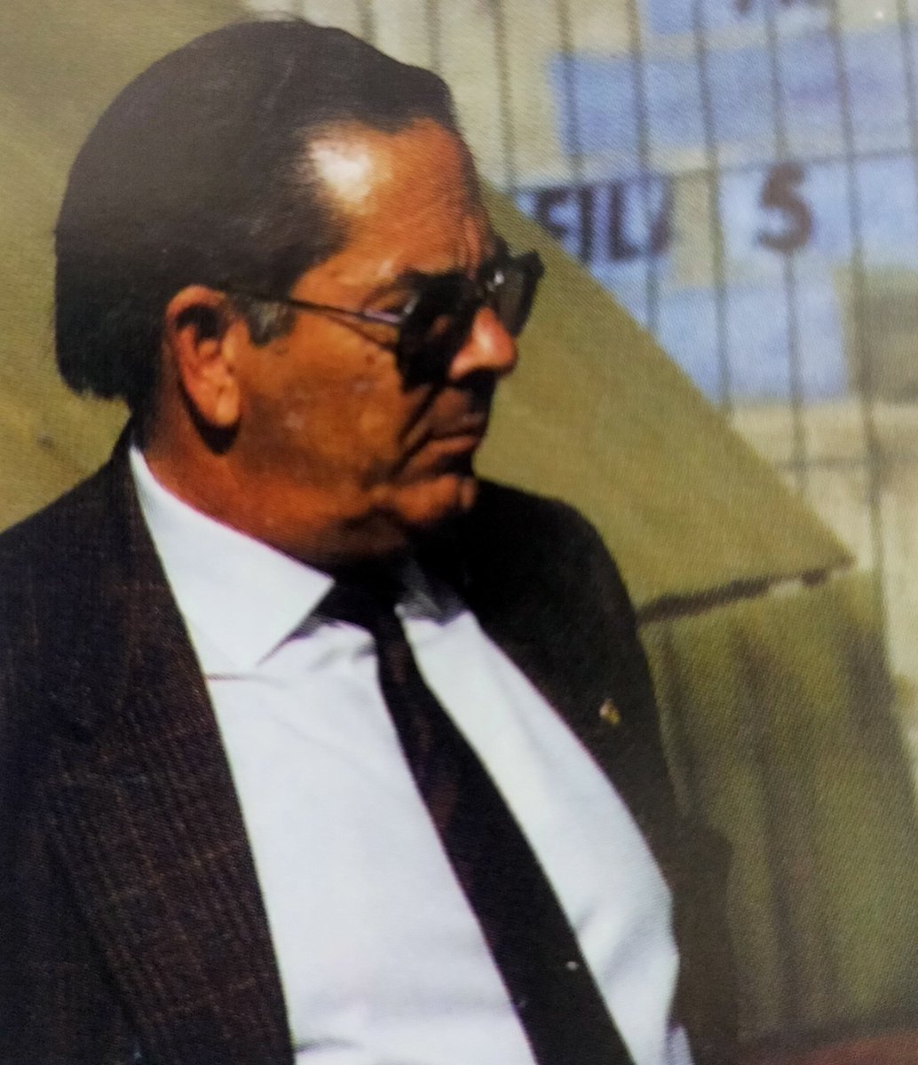 DdMiGradaVieja's tweet photo. Se marchó un trozo gigante de la historia de la Unión. DEP. https://t.co/OfpUWzMKK2