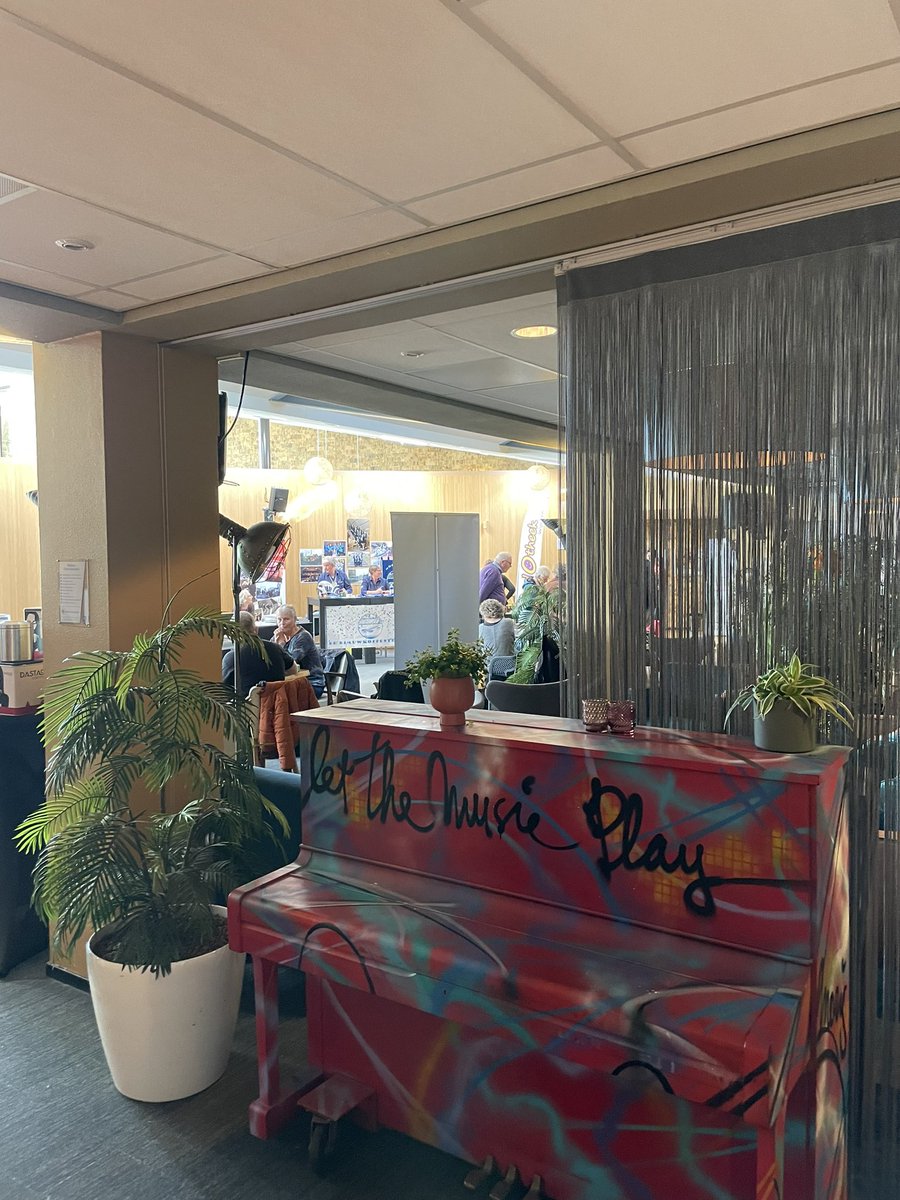 De grootste uitdaging zit bij het bereiken van inwoners die eenzaam zijn. Het ligt niet aan het aanbod in de gemeente: zo divers. Kom nog naar de markt in het Mozaïek, je vindt er zeker een mooie activiteit