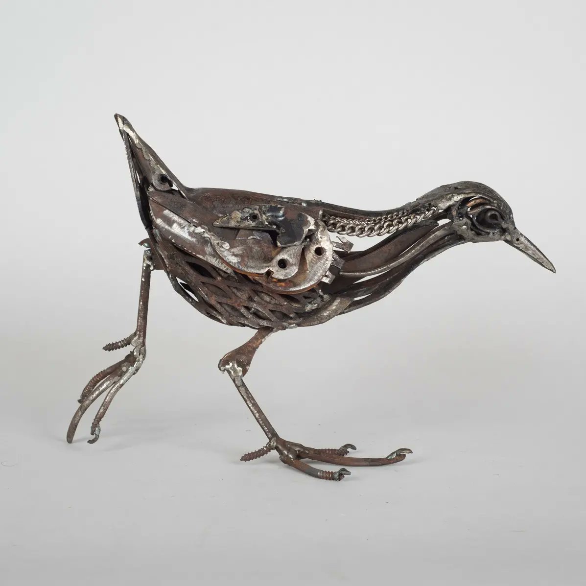 HarrietMead1's tweet image. Chain Necked Water Rail is on show @swlanaturaleye @mallgalleries Exhibition runs from 12-22 October and has over 300 works inspired by the natural world. #metalart #metalsculpture
