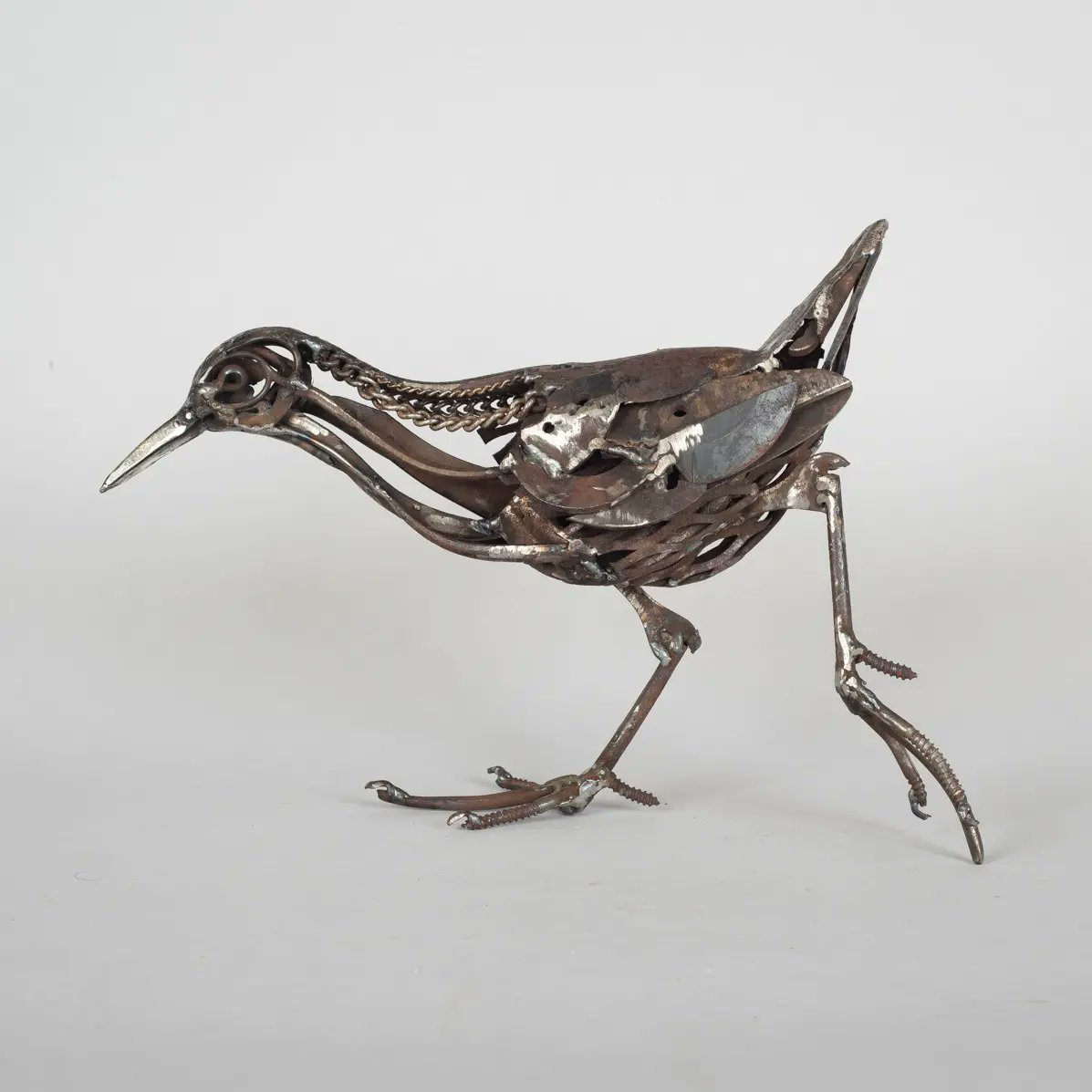 HarrietMead1's tweet image. Chain Necked Water Rail is on show @swlanaturaleye @mallgalleries Exhibition runs from 12-22 October and has over 300 works inspired by the natural world. #metalart #metalsculpture