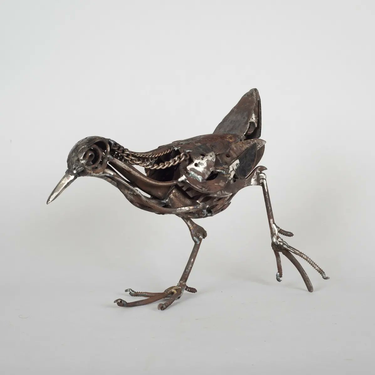 HarrietMead1's tweet image. Chain Necked Water Rail is on show @swlanaturaleye @mallgalleries Exhibition runs from 12-22 October and has over 300 works inspired by the natural world. #metalart #metalsculpture
