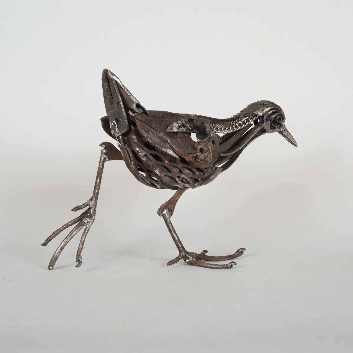HarrietMead1's tweet image. Chain Necked Water Rail is on show @swlanaturaleye @mallgalleries Exhibition runs from 12-22 October and has over 300 works inspired by the natural world. #metalart #metalsculpture