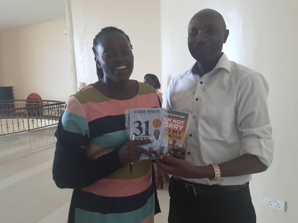 DicksonMushabe's tweet photo. Arguably ,the best selling books of the year.. thank you good people.๐๐
#IamNotSorryForMistakes
#31KEYS https://t.co/mToNEjlEge