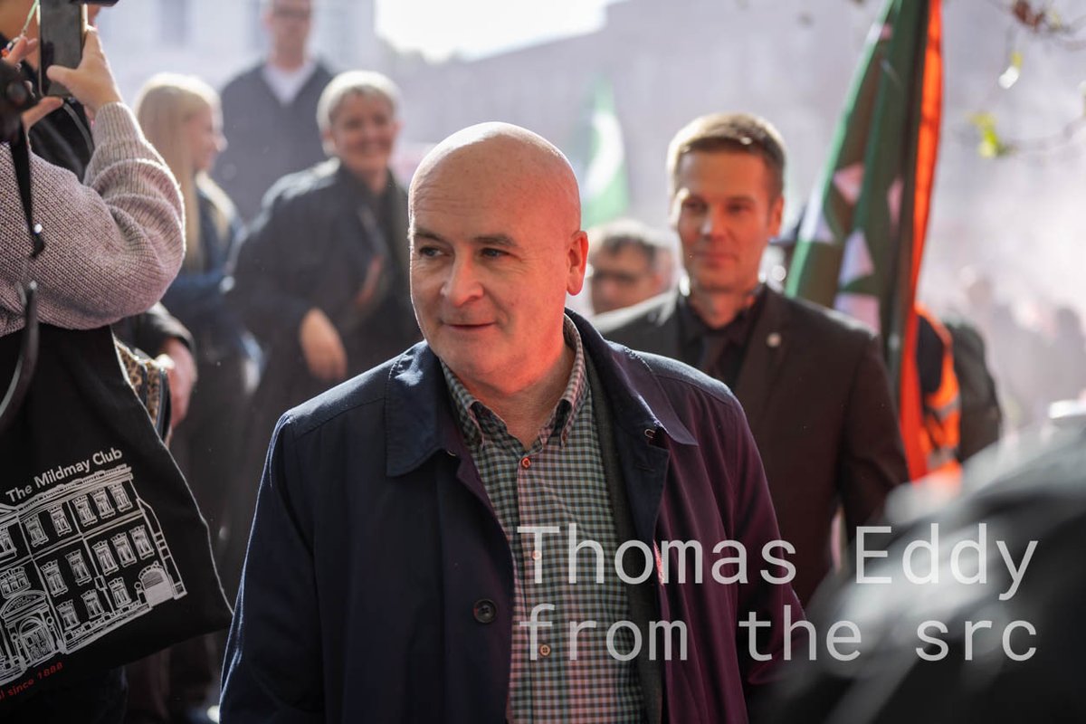 fromthesrc's tweet photo. ⁦@RMTunion⁩’s Mike Lynch arriving at the ⁦@eiecampaign⁩ Rally https://t.co/YorvCwJlPc