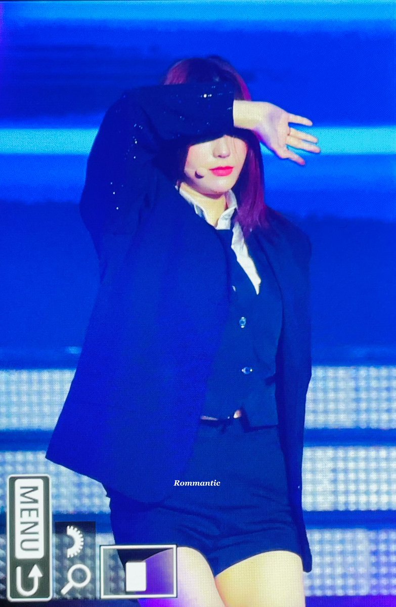 Rommantic0107's tweet photo. 221001 새롬 
#새롬 #이새롬 #Saerom
#프로미스나인 #FROMIS_9 https://t.co/wjpdCQclNF