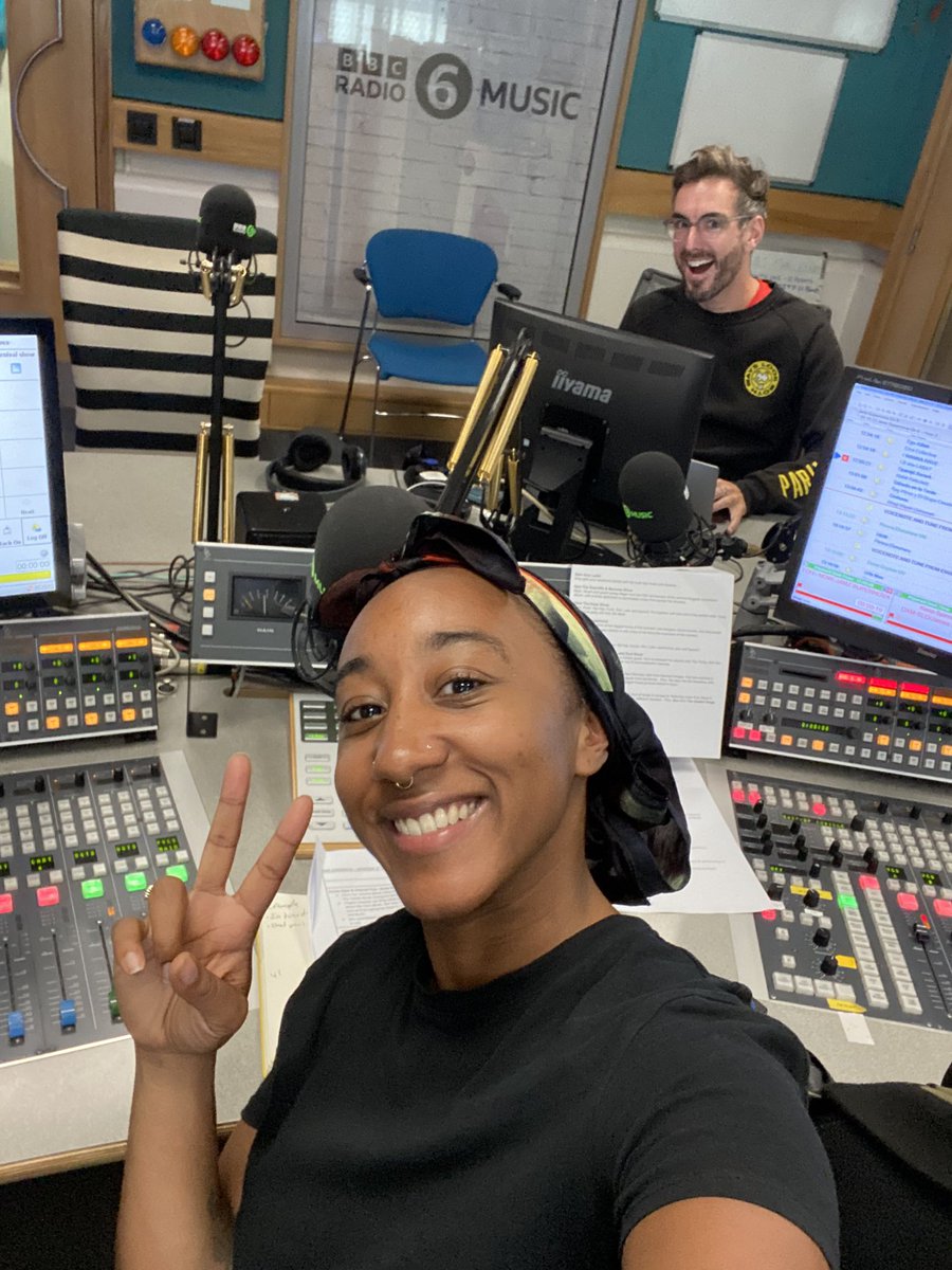 jamzsupernova tweet media