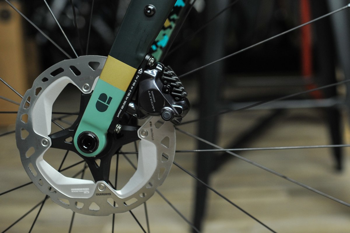 viking1484's tweet photo. シマノ アルテグラR8170(Di2)で組立。
ホイール回りはIMEZIグラベルホイール、IRC BOKEN TLR。
フレーム重量:1180g Mサイズ
フォーク重量:479g
#chapter2bikes
#chapter2ao
#shimanoultegra
#imezi
#ircboken https://t.co/Mwio1f094v