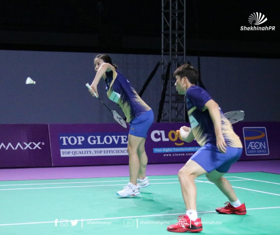 shekhinahpr's tweet photo. RESULTS: #SRPLP Group Stage (GROUP A)
Petaling BC 9-5 Ampang Jaya BC
#PBC Tan Kok Xian - Lai Pei Jing vs #AJBC Goh Soon Huat - Shevon Lai Jemei
6-11 3-11 3-11
#SENHENGredONEPurpleLeagueProfesional
#PurpleLeague
#BadmintonMalaysia
#ShekhinahPR
#HardworkBeatsTalent https://t.co/B3z6bSYKvF