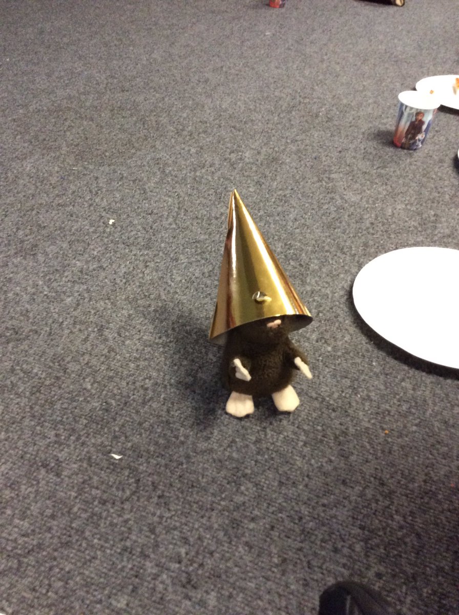 fsphoenix2's tweet photo. More maths party fun. The children ordered our birthday cards, made play dough cakes and served ice cream #mathsparty @MathsPhoenix @PENetworkUK https://t.co/rnqWJUfhNL