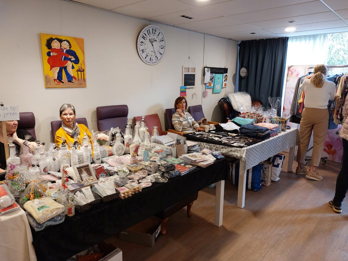 frannydewit's tweet photo. We sluiten vandaag de feestweek af in Reyerheem met een narjt.
We zijn er tot 15.30 uur https://t.co/kcjBi9MD4r