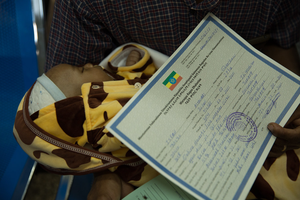 SelamawiN's tweet photo. Since Oct,2020 ONLY Eritrean Asylum Seekers even Since Nov, 2021 ONLY Eritrean Refugees hadn't registered Vital Documentations by @RRSEthiopia &amp; @UNHCREthiopia
Refugees have Equal Rights!
#Save_Eritrean_Refugees
@UN @Refugees @hrw @IRCS @AUC_PAPS @US_AU @EUtoAU @ETHIOHRC @hawelti https://t.co/lnnOYqdWnU