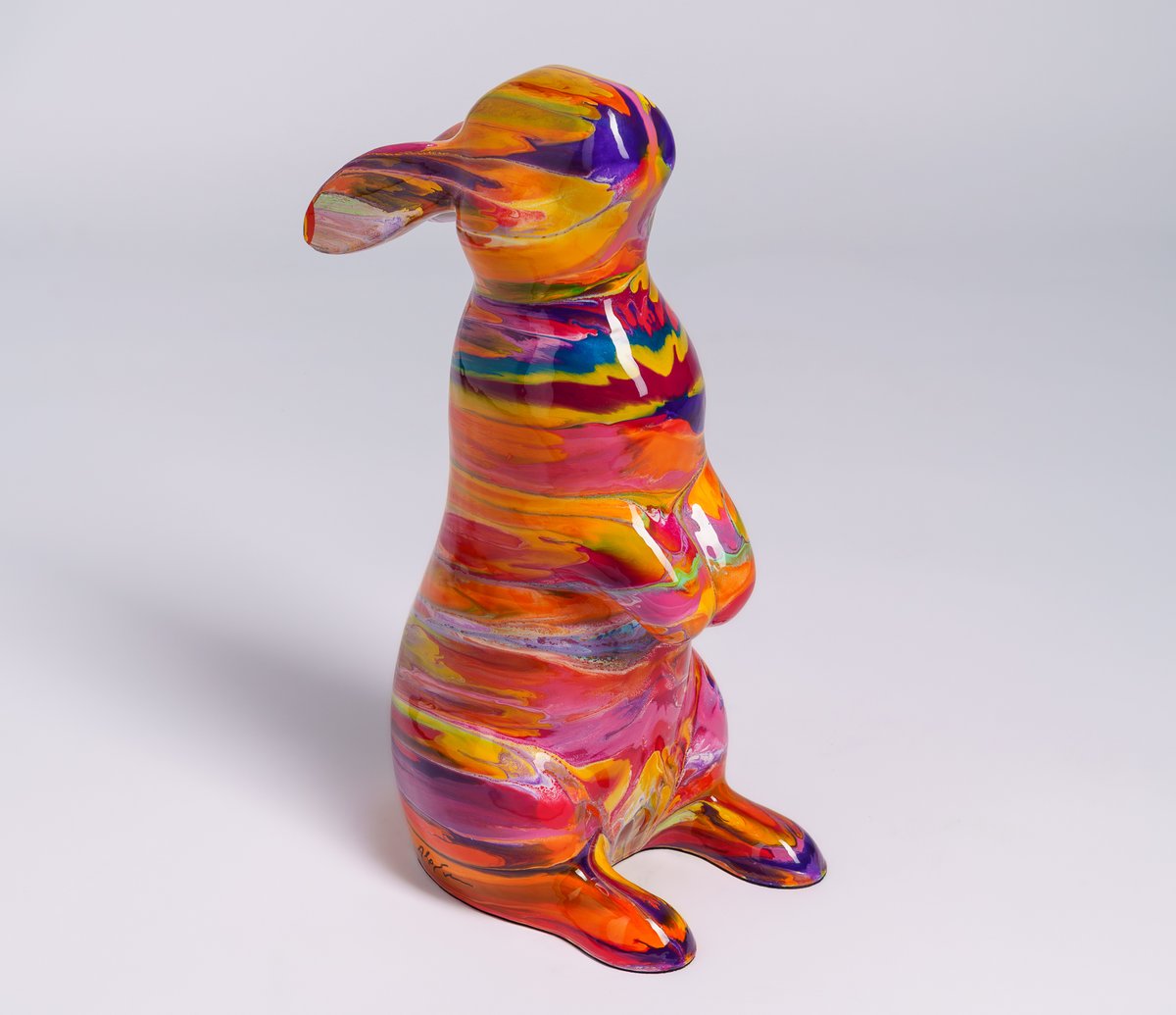 CfaYork's tweet photo. Rabbit, rabbit, rabbit .. The 1st of October.
We're proud patrons of @AlexEcho5's marvellous bunny originals. Each individual in it's own way, these sculptures stand proud and are the perfect personality for the home.
Send a DM, call 01904 625 100 or hop in to see us again! https://t.co/EyVrD93ZED
