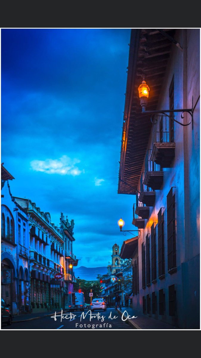 NatGeoMontesDeO's tweet photo. Amanecer con Frío en Xalapa. https://t.co/dtvRyi9YDh