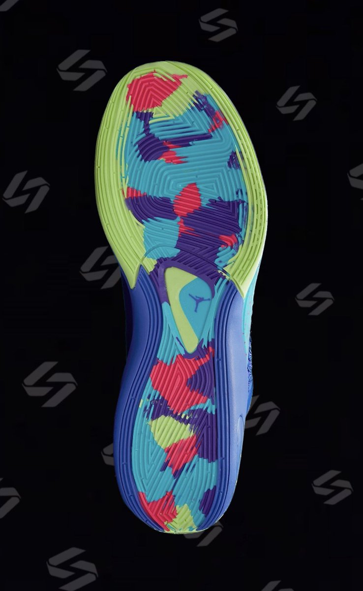 “Vibrant and Unique”

One of the latest colorways of the Jordan Luka 1, which is set for a retail release, embodies Luka Dončić’s personality and style of play.