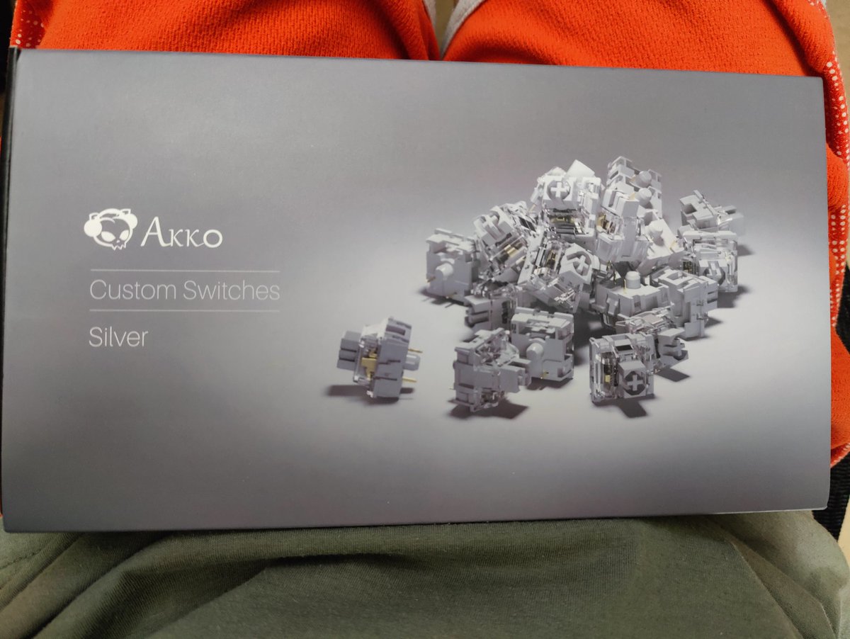 D_Up_Gaming's tweet photo. Getting some new key switches for my keyboard!
@akkogear Silver switches with a 1.0 pre-travel 🙂
#KeyboardMods https://t.co/LyKALxjhLD