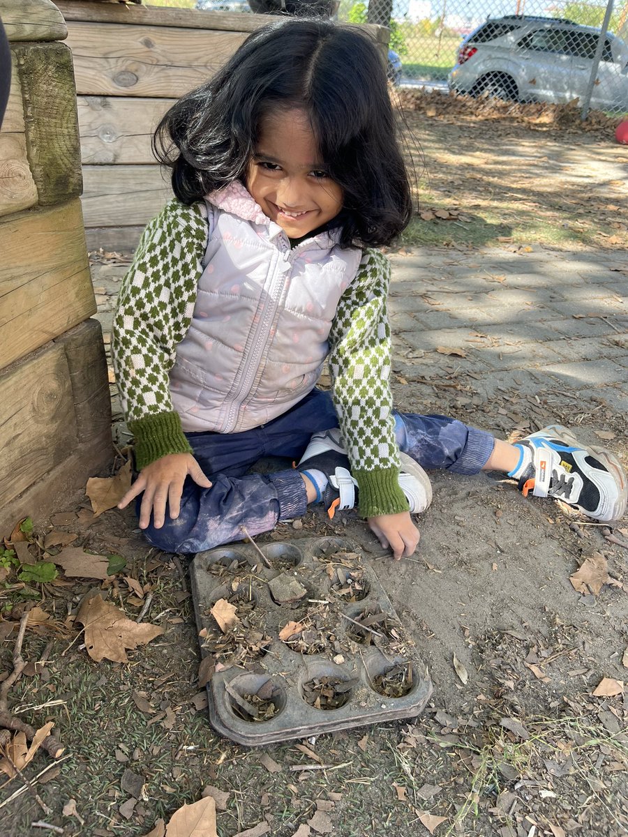 gelseapizzuto's tweet photo. Yesterday was such a beautiful day to be learning outdoors! @gecdsbpro @Brockbulldogs https://t.co/XMbqgloI7l