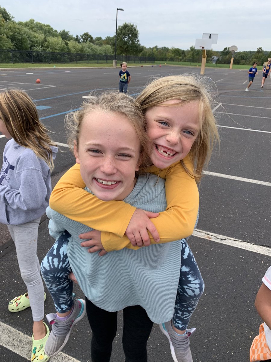 We got to meet our buddy class yesterday. <a href="/Gavin_Sonntag/">Gavin Sonntag</a> <a href="/SASD_Vernfield/">Vernfield Elementary</a>