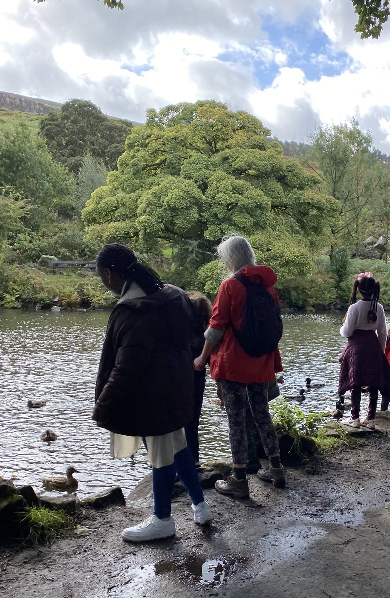 MrCarrPE's tweet photo. Beautiful morning out on #IlkleyMoor orienteering with some amazing young people who now call Bradford home. @RefugeeAction @Ilkleygrammar #AsylumSeekers #refugees #kind #NormalPeople https://t.co/jsIuVAqrEK