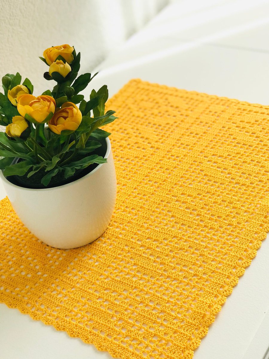 AidaDuCraft's tweet image. Excited to share this item from my #etsy shop: Yellow orange crochet lace doily, handmade from 100% cotton yarn etsy.me/3dV3Ief