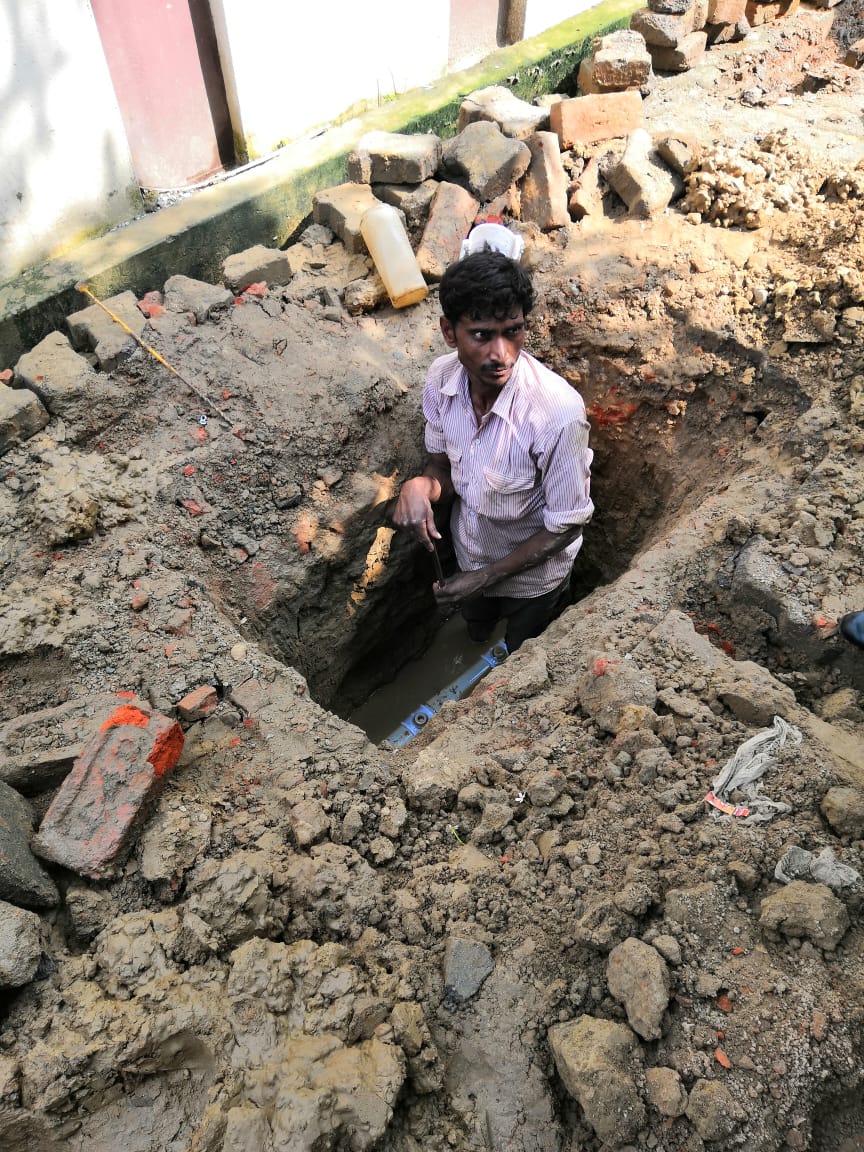 JalUttar's tweet photo. Water house connection, Pipeline Extension &amp; Metering work in NPP Deoria
नगर पालिका परिषद् देवरिया में वाटर हाउस कनेक्शन, पाइपलाइन विस्तार और मीटरिंग का कार्य
@UPGovt @myogiadityanath @cmofficeup @ulb_up @amritabhijat @anil24091974 @aksharmaBharat @NagarVikasUP @SwachhBharatGov https://t.co/zKLvOaqWkX