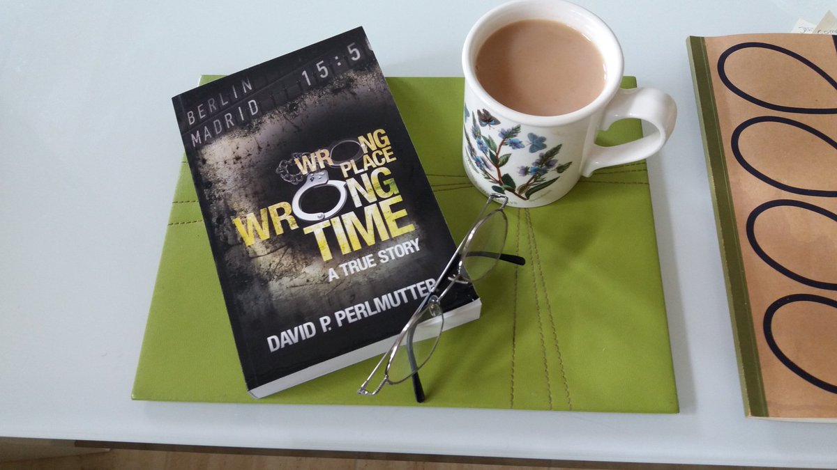 davepperlmutter's tweet image. 5 ⭐️⭐️⭐️⭐️⭐️ I know it's become a rather cliche thing to say in reviews but I genuinely could not put the book down. 
relinks.me/B008955FG2 #BOOKBOOST #IARTG #bookbangs #bookblast #TrueStory #BooksToRead #BookBuzzr #mustread #TrueCrime #BooksWorthReading #BookTok #booktwitter