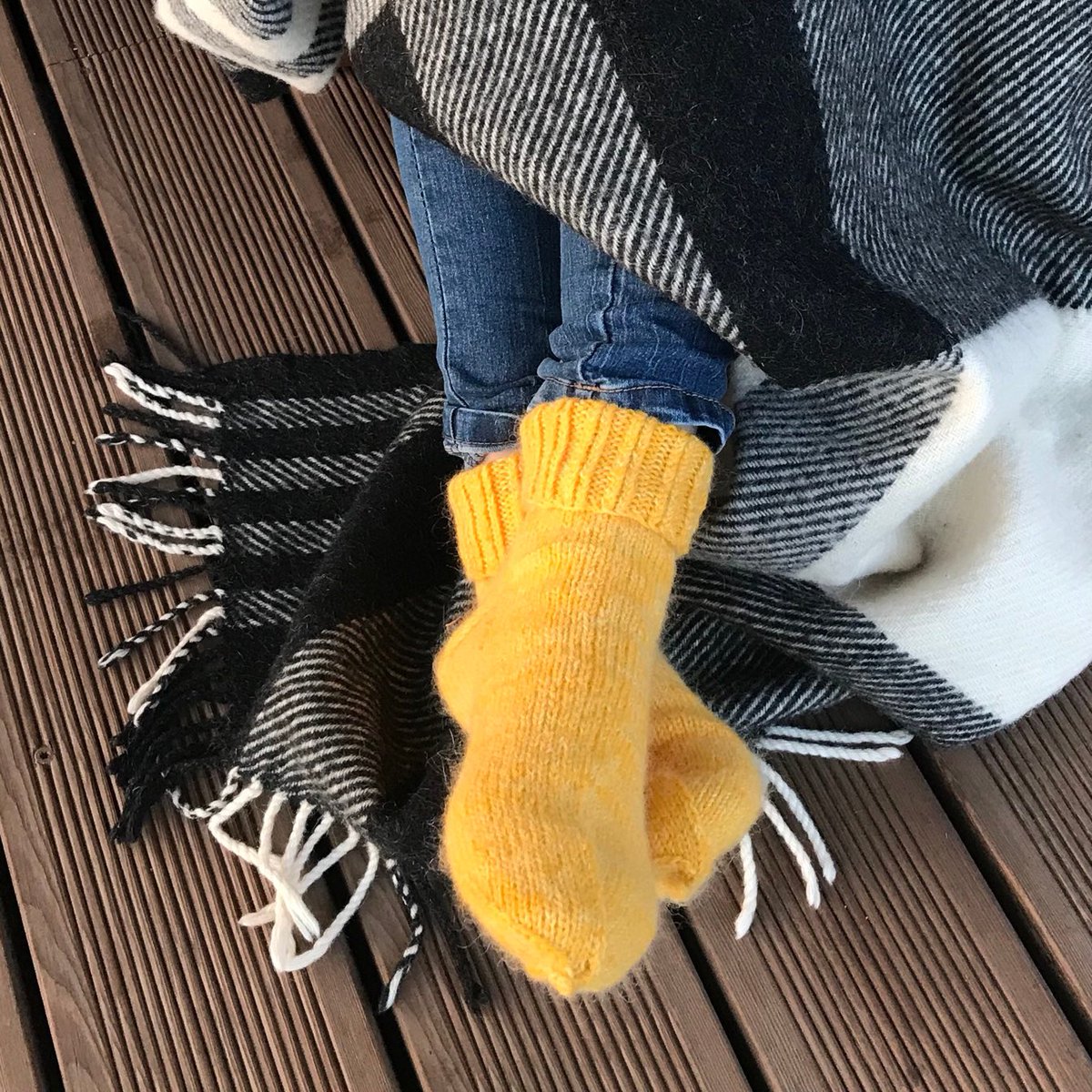 AidaDuCraft's tweet image. Excited to share this item from my #etsy shop: Warm and cozy hand knitted wool socks for women or man:

etsy.me/3SqUENt