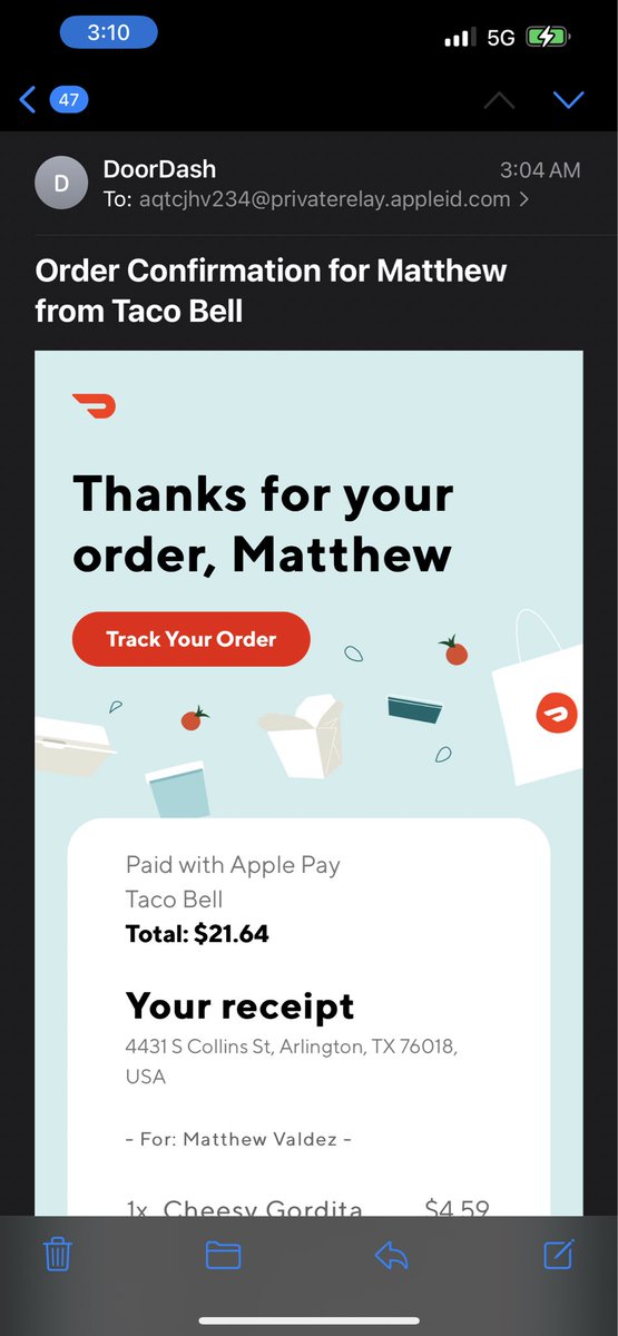 MatthewValdez83's tweet photo. taco bell: open until 4

us: arrive at 3 to find out the are only doing doordash orders

us: https://t.co/4P8XOToaw8