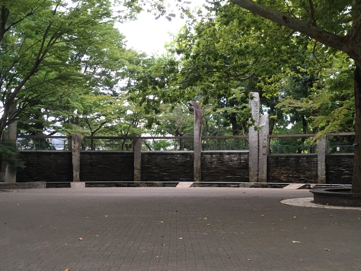 grotesque326's tweet photo. 2022.09.17
2年7ヶ月ぶりに都内を訪問
東高円寺・蚕糸の森公園にて https://t.co/labY8HSV0m