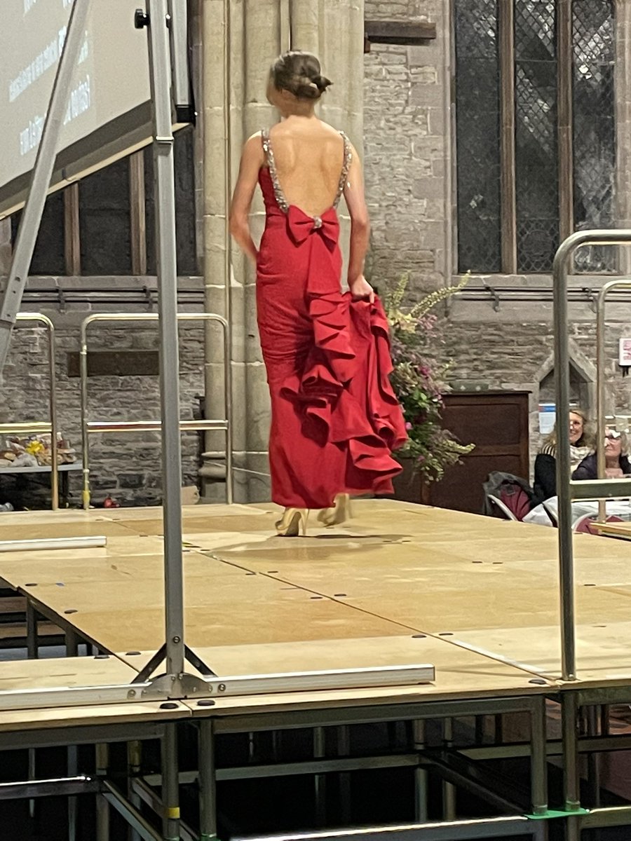 Promesse tweet media