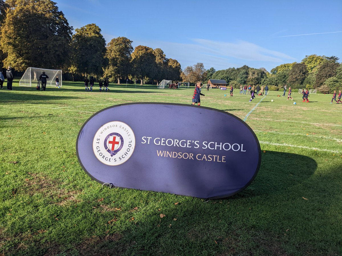 goldsmithwdj's tweet photo. Our football tournament in full swing, looked on by Windsor Castle in the most stunning sunshine. Great to have 14 teams playing together in the spirit of true sport: teamwork, fellowship, pursuit of excellence, leadership, honesty #sportingvalues @stgwindsor https://t.co/HPOJaD9X3J