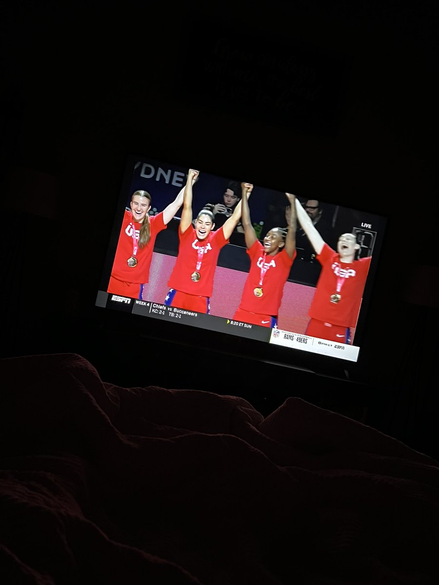 A_Ramoz21's tweet photo. Merry Fiba to all and to all a good night!! 🥇 🇺🇸 🏆 🏀 #FIBAWWC #30inarow #TeamUSA #NightNight 😴 https://t.co/o4ES5WqCmq