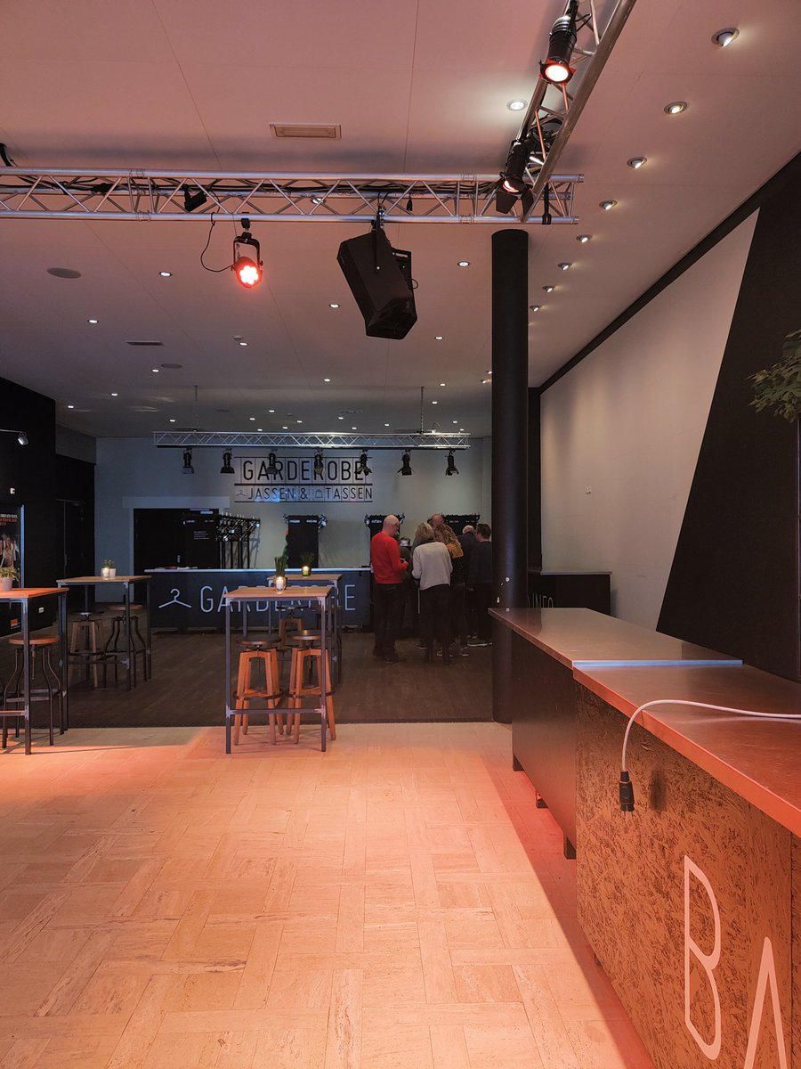 De kaartverkoop gaat lekker! Leuk jullie allemaal te zien op 5 november. Vanmiddag om 14:00 uur start de online en telefonische verkoop. Verkoop loopt via <a href="/zwolsetheaters/">Zwolse theaters</a>