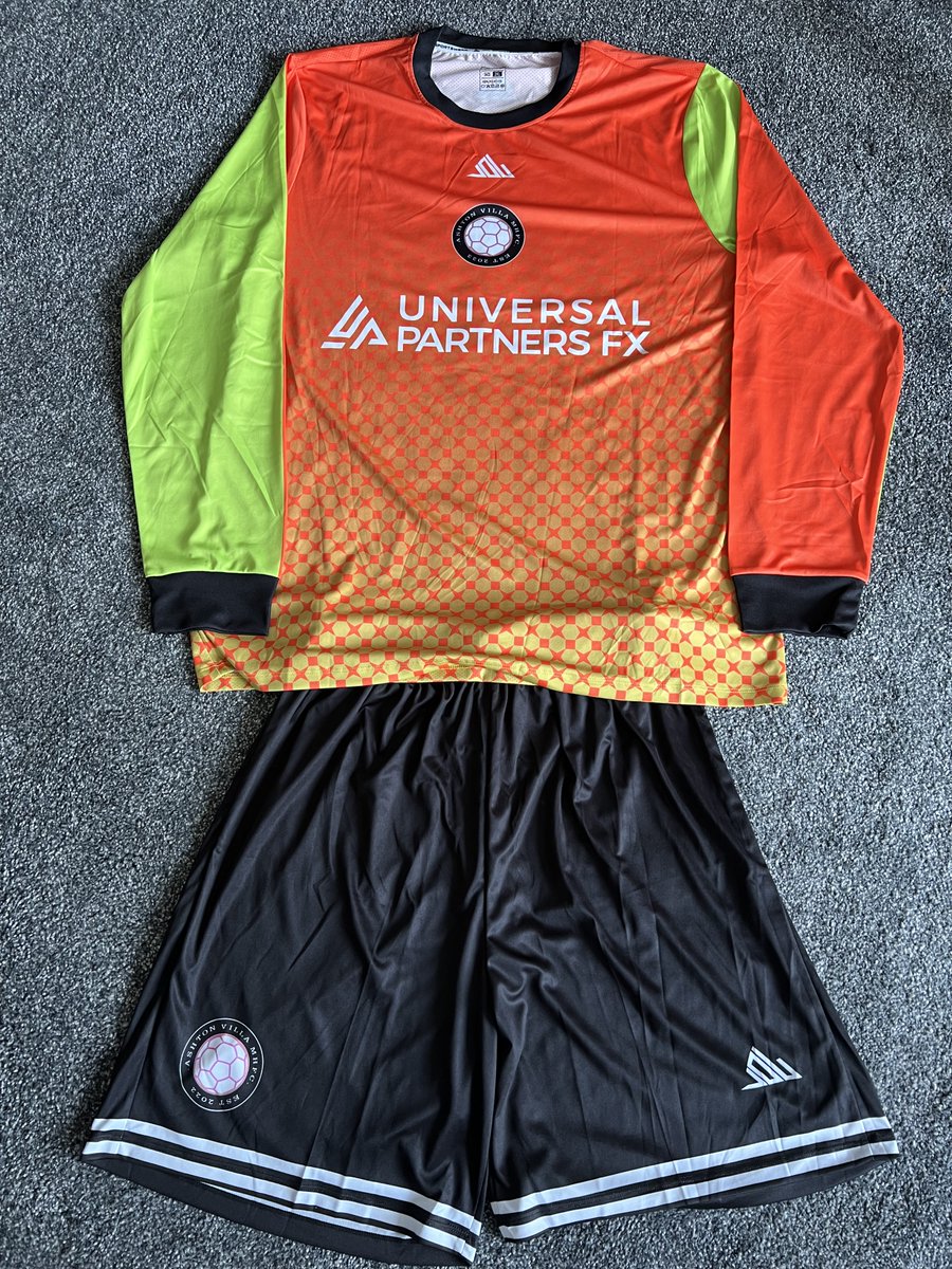 JDLSportswear's tweet photo. Good luck to all the teams playing this weekend! We thought we'd share with you some of the kits we've had the pleasure of making. Some of our competition winners kits include @MillTownFC1 and @ashtonVillaMHFC. We love their kits and can't wait to see them in action! 1/4 https://t.co/tOfzi5pG2D