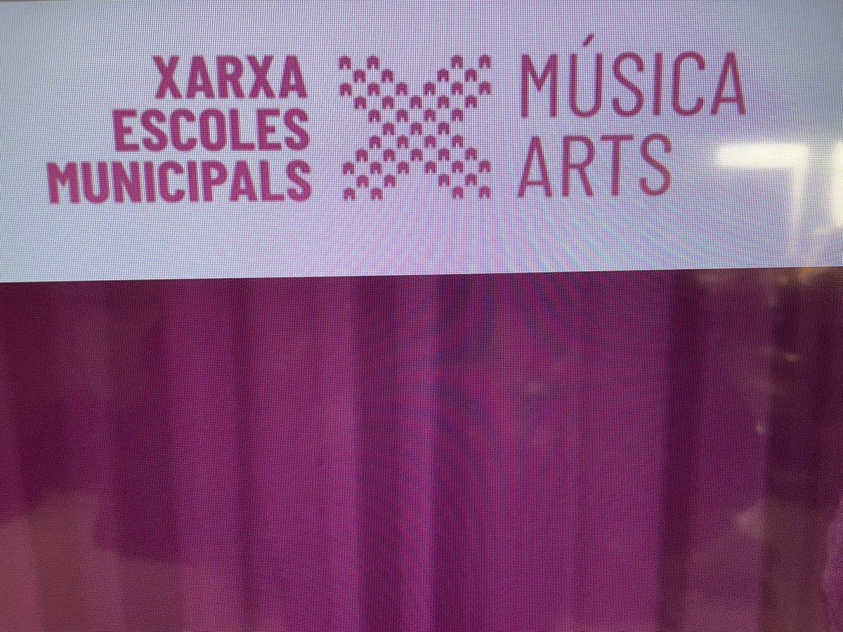 araceliro71's tweet photo. Avui trobada a l’#emasantaperpetua amb docents del Grup densenyaments interdisciplinars de la XEMMA amb @Begonya M’agrada…. #xarxaescolesmunicipals @educadiba @eliseu_ribes @SilviaAndresss https://t.co/AnCSj2IfSC