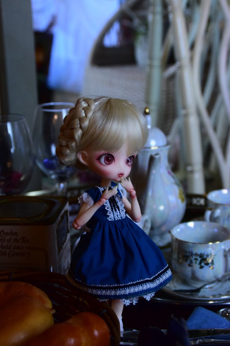RenkaDoll's tweet photo. すたじお金魚さんお邪魔してきましたー！！！！！

かっわいい😊💕

やっとヨシノちゃんたくさん撮ることができて楽しかったです………

ほんとうに、こちらのスタジオさんの内装が大好きで。楽しかったです https://t.co/rownqxjWgs