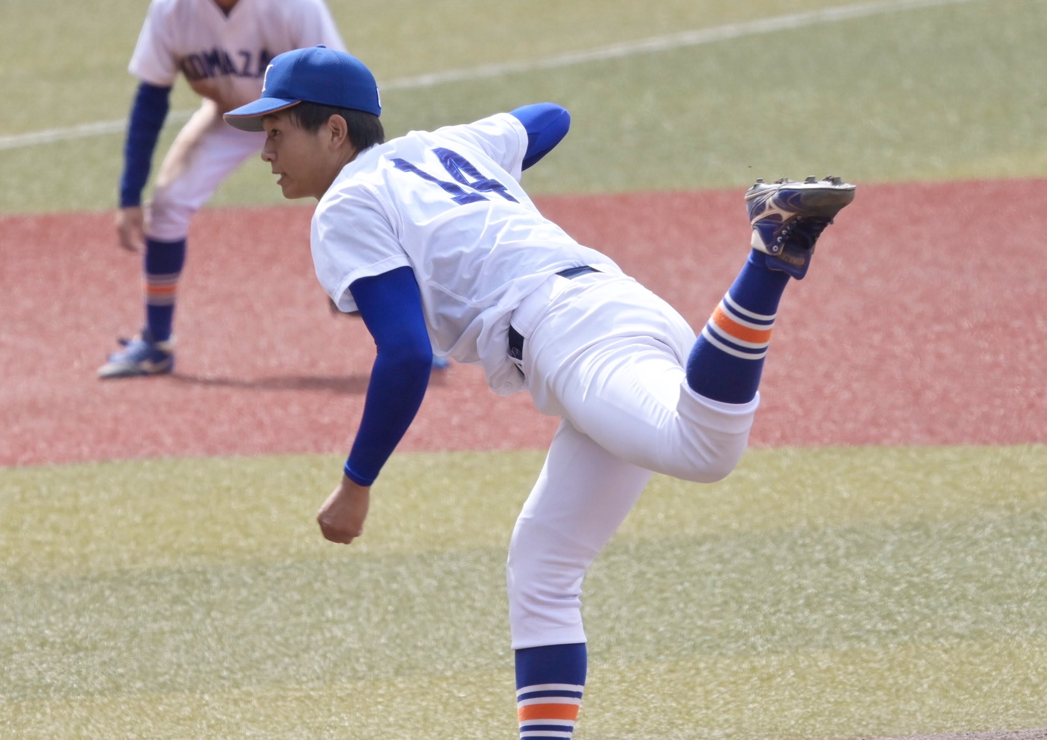駒澤大学 硬式野球 帽子 グラコン