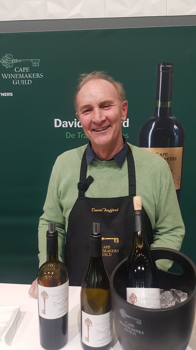 capewinereview's tweet photo. David Trafford
De Trafford Wines
Sold red wine as usual on the Cape Winemakers Guild Auction, a perfume Cabernet Franc driven blends
#SouthAfrica #Wine #MiguelChan #CapeWinemakersGuild #Nedbank #worldclass #stellenbosch #detrafford #cabernetfranc #davidtrafford #Gauteng #bar https://t.co/rGQkafaY6v
