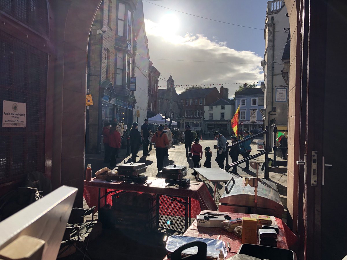 It’s about to start…with ⁦<a href="/Cambriaband/">Cambria Band</a>⁩ at ⁦<a href="/VoCDenbighPlum/">ValeofClwydDenbighPlum</a>⁩ 
Exciting