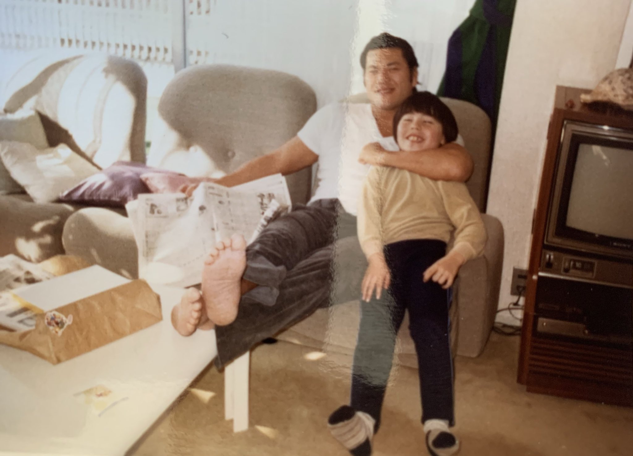 Simon 幼少期から猪木さんは僕の第二の父でした アントニオ猪木 を追うことが僕の生活で 沢山の夢を見せていただきました 猪木さんの教えの 闘魂と元気 を大事にしていきます アントニオ猪木は今までも これからも 僕の永遠のスーパーヒーロー