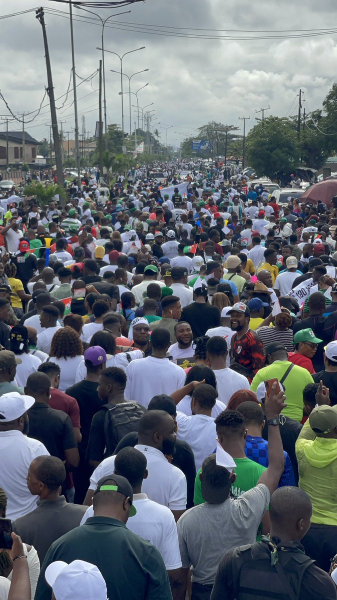 PO_GrassRootM's tweet image. Lagosians thanks so much. Heart break for Tinubu trouble in APC camp.  Coconut 🥥 head youths of Obidients press those necks never give up. We move.#LagosRally #Lagos4ObiDatti