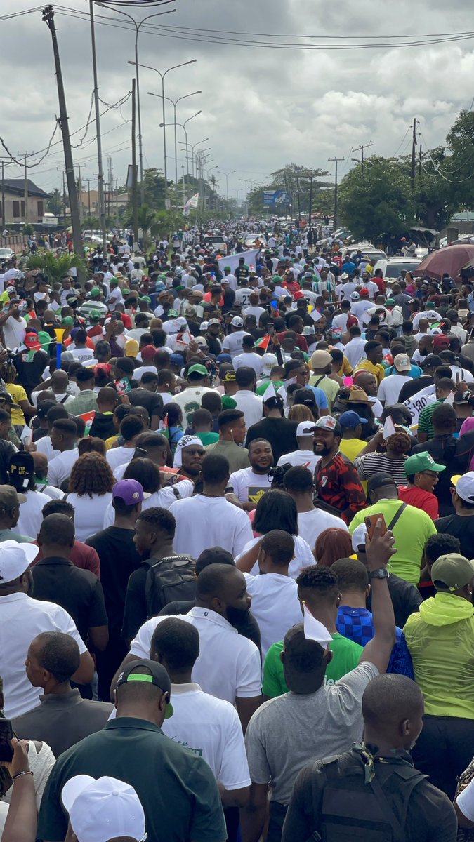 PO_GrassRootM's tweet image. Lagosians thanks so much. Heart break for Tinubu trouble in APC camp.  Coconut 🥥 head youths of Obidients press those necks never give up. We move.#LagosRally #Lagos4ObiDatti