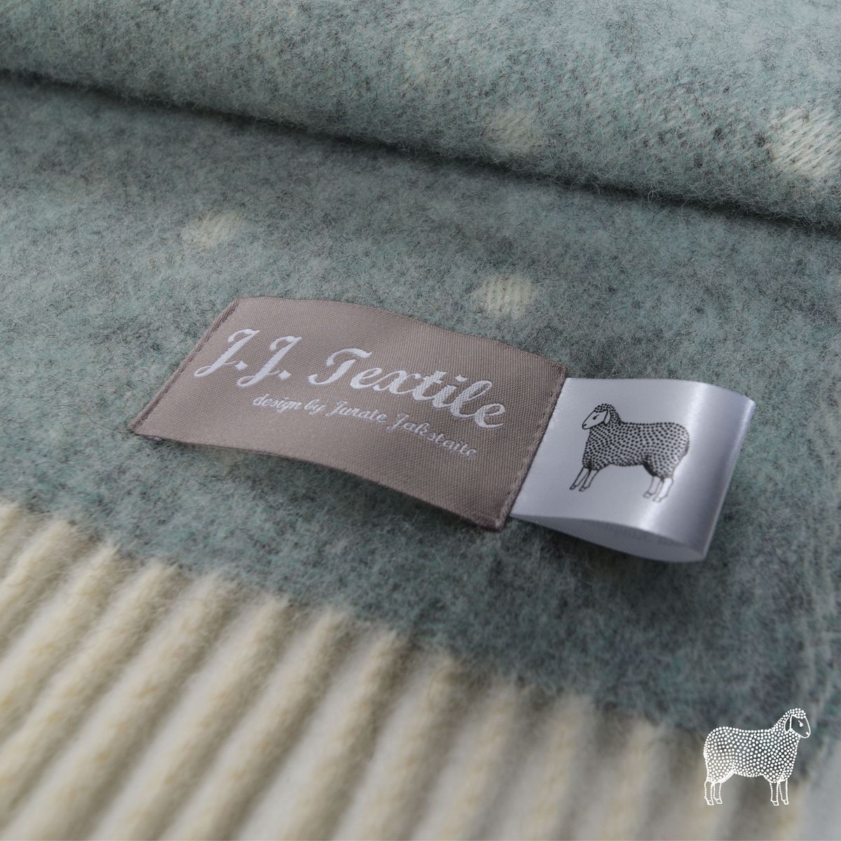 TextileJj's tweet photo. When you start a business it might not seem very important to #copyright your logo but it is one of the most essential things to do  Our sheep logo is protected as a trademark and cannot be copied or interpreted as another logo . Have you protected your logo?
#ukdesigner https://t.co/1GqXysTfLV
