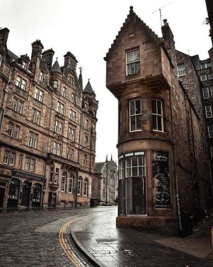 JuanjoLara01's tweet image. Edimburgo, más que una ciudad, es una novela.