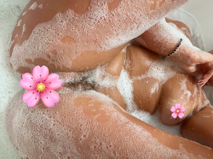 Hallo🌸✨ Wie gehts dir heute?🙊 https://t.co/G9M7xzveDB