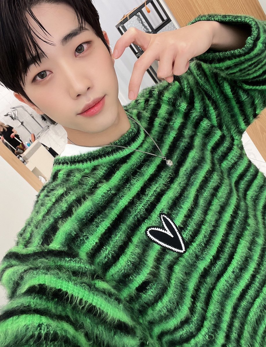 TheKingDom_GF's tweet photo. [DANN👑]

오늘의 단충전 하세요🌷 

#KINGDOM #킹덤 #DANN #단 https://t.co/GuUQe1M0zU