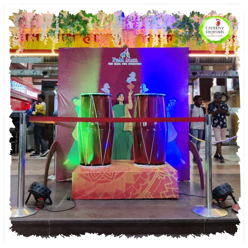 CreativeImprnts's tweet photo. P&amp;M Mall Patna - Durga Puja Decor
Designed &amp; Managed by Team Creative Imprints !!!
.
Follow @CreativeImprnts 
.
@hansasinha @ParimalMadhup 
#durgapuja #durgapuja2022 #decor #navratri #navratri2022 #durgamaa #decordesign #design #decoration https://t.co/lCRkzozSzN